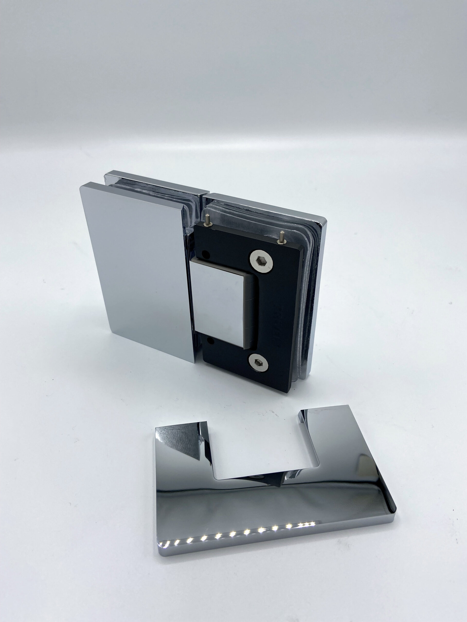 bisagra code avidrio  scaled - Code  CE1